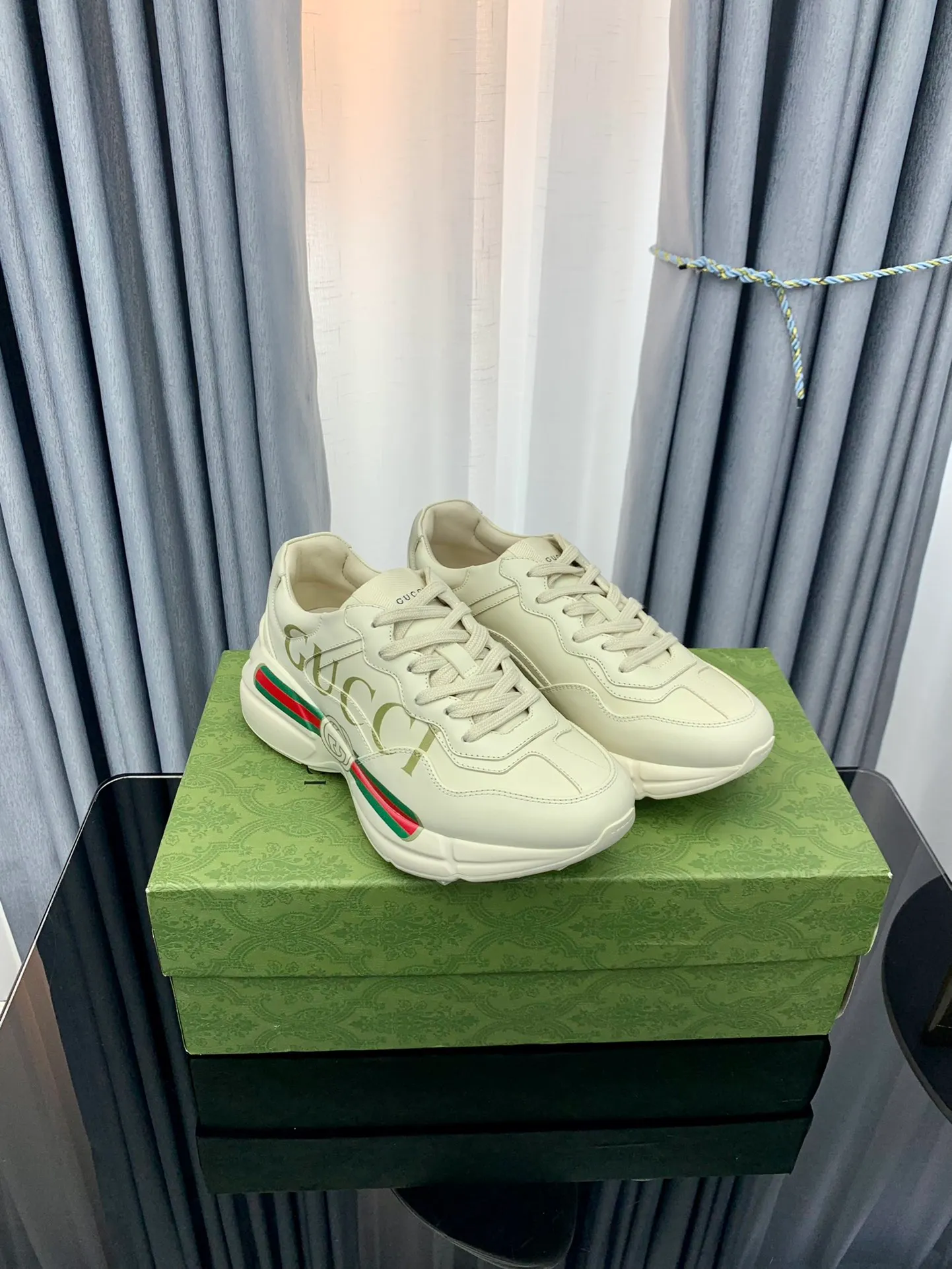 👟👟Ex-factory price 480👟👟 Women's shoes, women's clothing, support returns and exchanges for the latest upgraded version of 2022 Gucci Gucci dad shoes...Original quality G family dad shoes in men's and women's sizes for couples, 3D printing, classic forever style, art, look at the details, and taste the details. ...Full series of patterns are available, ...can be made according to pictures... Fabric: Imported first-layer cowhide Lining/foot: Original A-grade mixed sheepskin Outsole: Original T👟👟Ex-factory price U vacuum outsole Packaging: Counter top packaging with handbag Size: 35-44 (45 46 customized, non-refundable and non-exchangeable "Couple style"